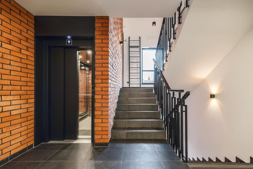 Luxury Apartment With Sauna - Old Town - Gold グダニスク エクステリア 写真